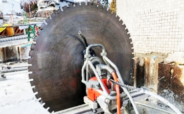 ウォールソーカッター工事　画像