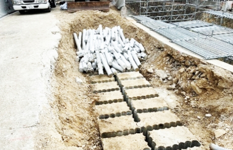 コアボーリングで基礎がブロック状にの画像