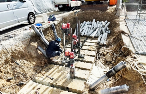 幅が狭くワイヤーソーは不向きな現場の画像